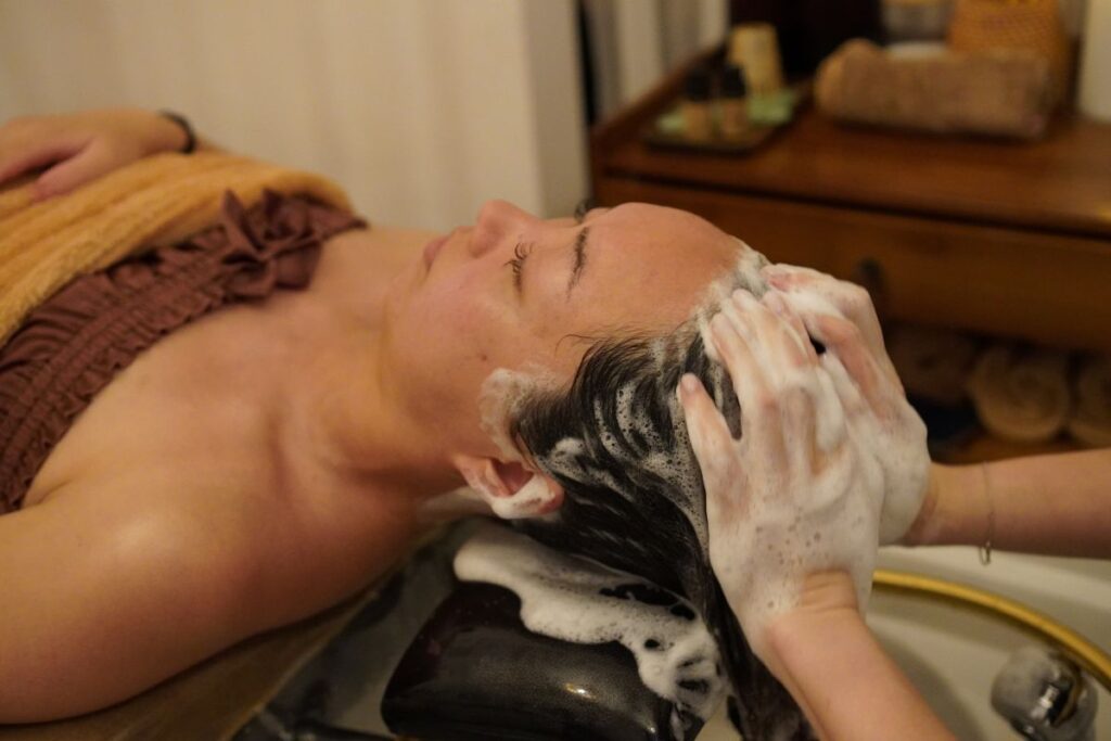 Head spa service