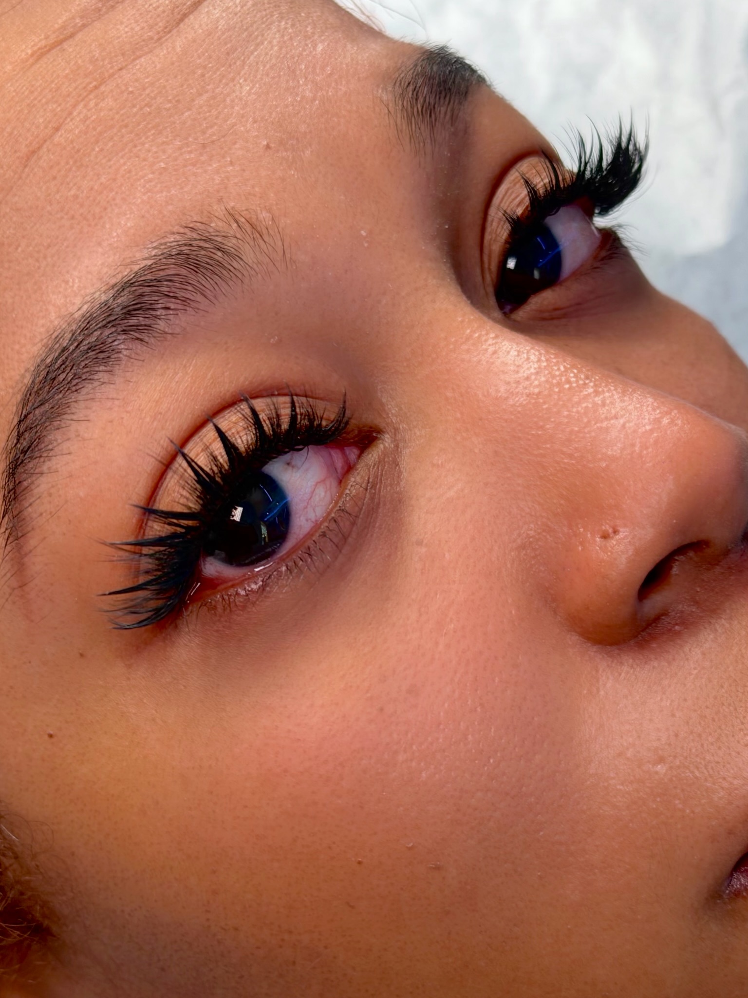 how to remove eyelash extensions