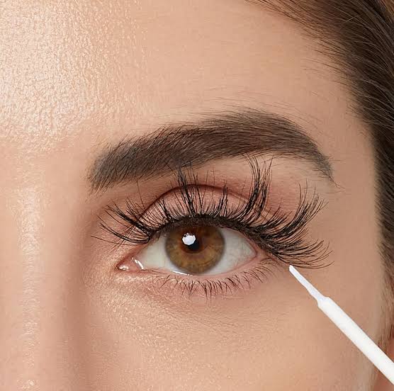 eyelash glue for strip lashes