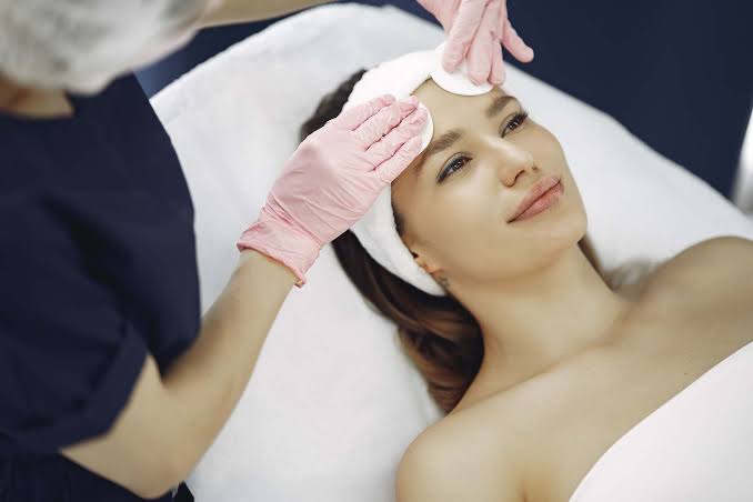 Full Face Waxing